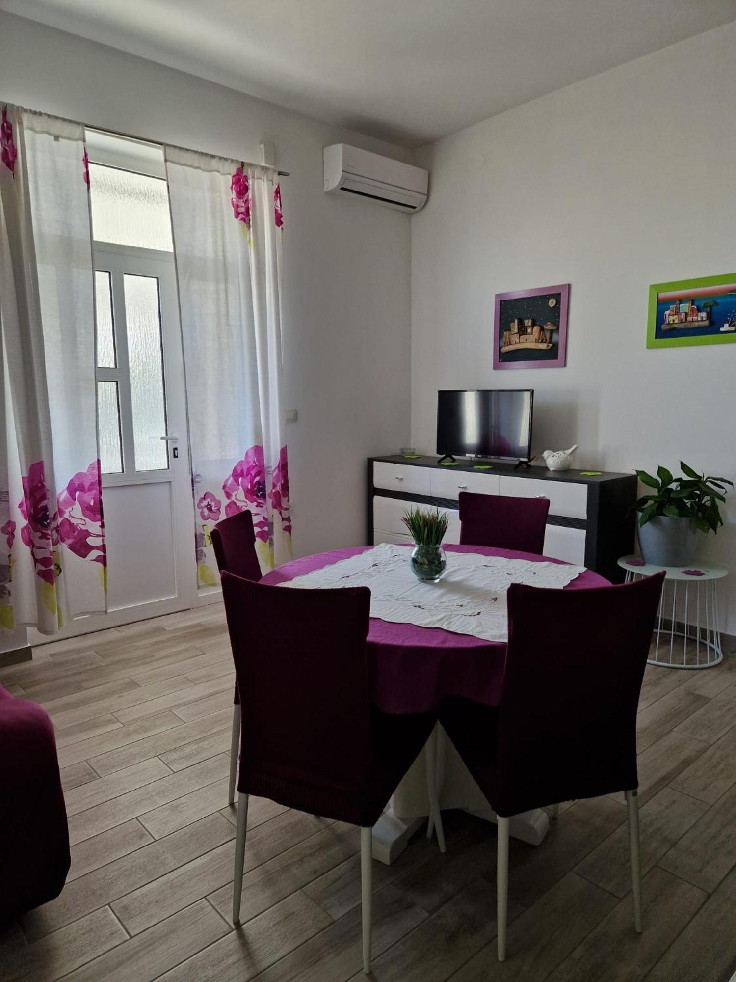 Apartman Darka Kastela Exterior photo